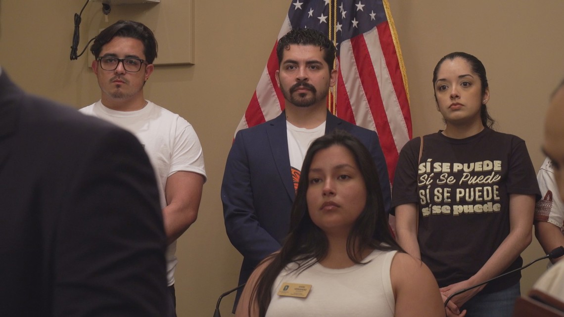 California budget cuts: Immigrants rights advocates speak out [Video]