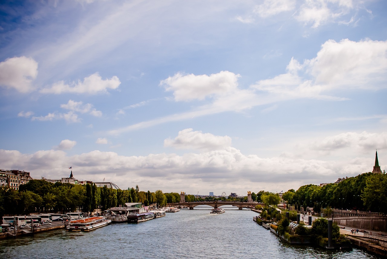 What You Need to Know About E. Coli in the Seine River [Video]