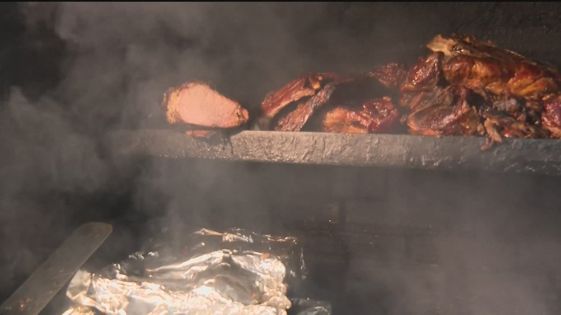 How to stay safe while grilling on the Fourth of July [Video]
