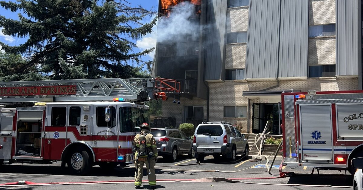 Colorado Springs Fire responds to apartment fire Thursday afternoon [Video]