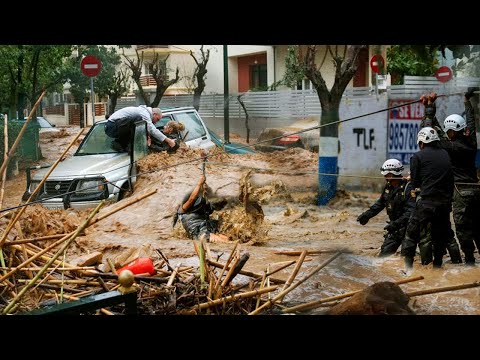Top 30 minutes of natural disasters caught on camera. Most hurricane in history. Switzerland [Video]