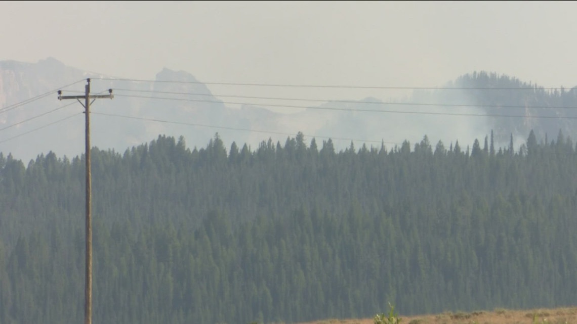 Bench Lake Fire prompts Redfish Lake complex evacuations [Video]