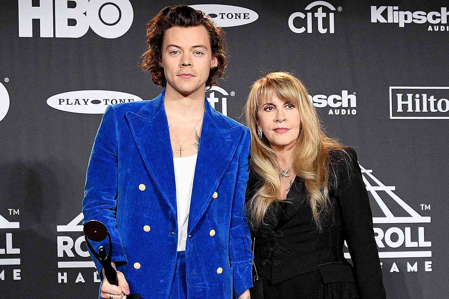 Harry Styles Joins Stevie Nicks Onstage for ‘Landslide’ Tribute to Christine McVie [Video]
