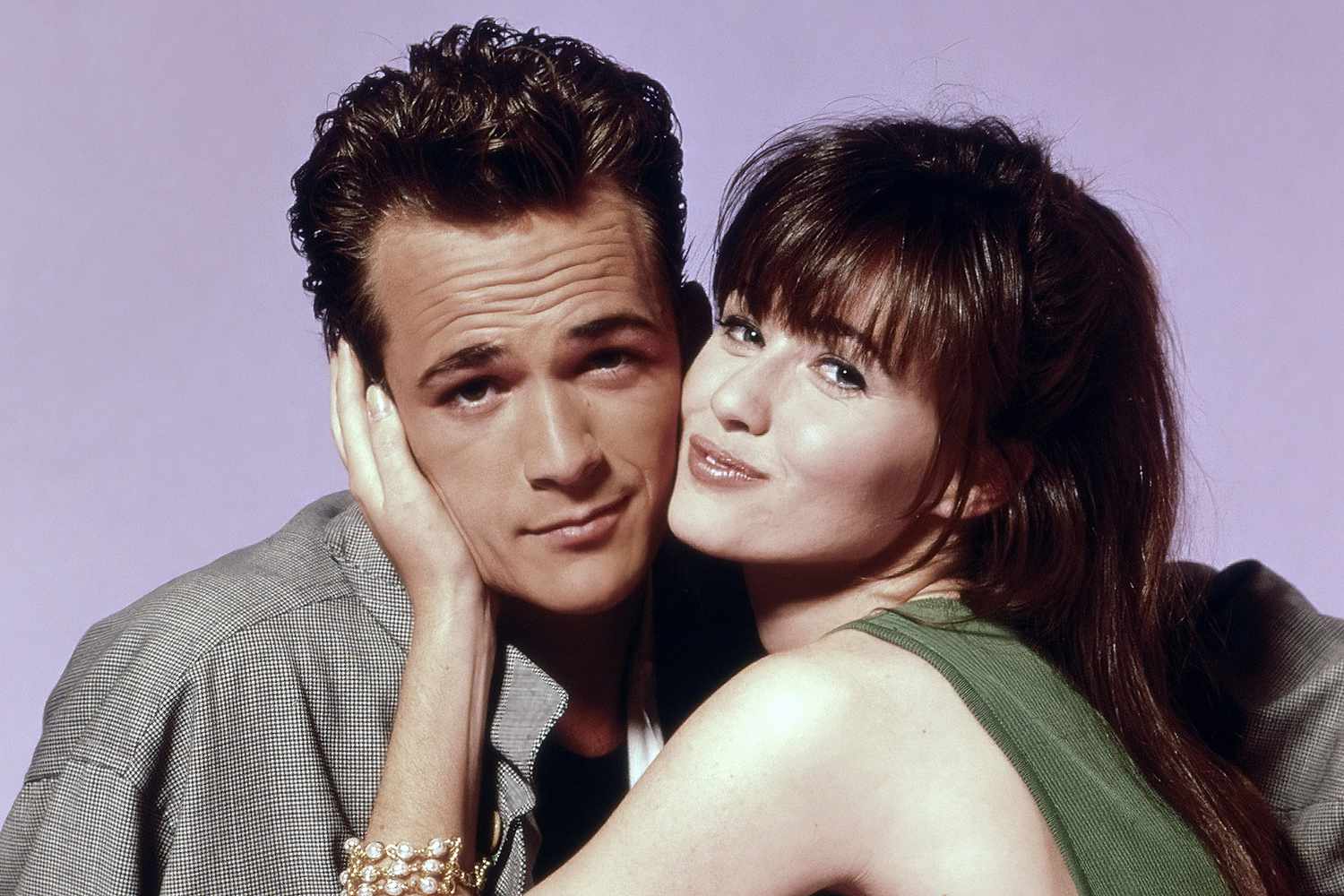 Fans React to Shannen Doherty’s Death After ‘90210’ Costar Luke Perry [Video]