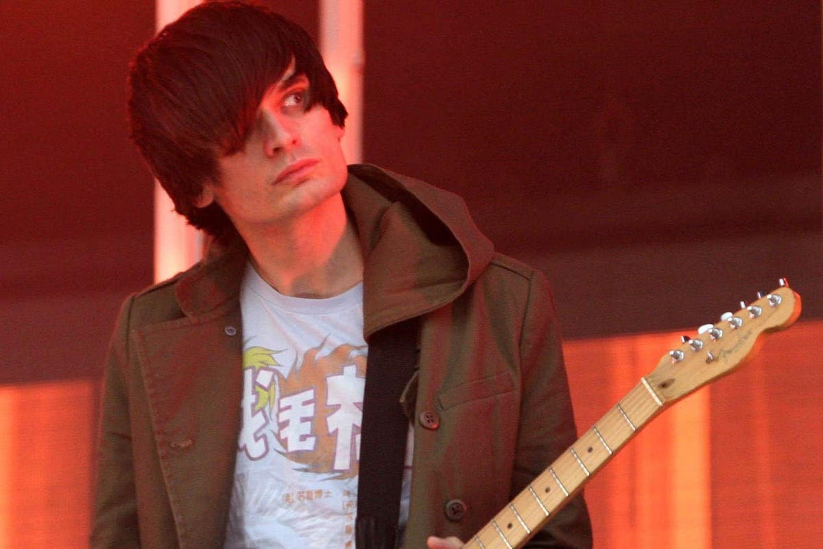 Radiohead guitarist Jonny Greenwood in ‘intensive care’ with upcoming The Smile gigs cancelled [Video]