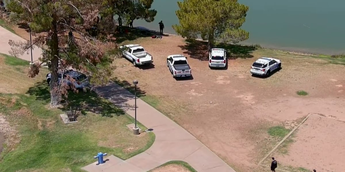 Recovery efforts underway after person goes missing in Scottsdale lake [Video]