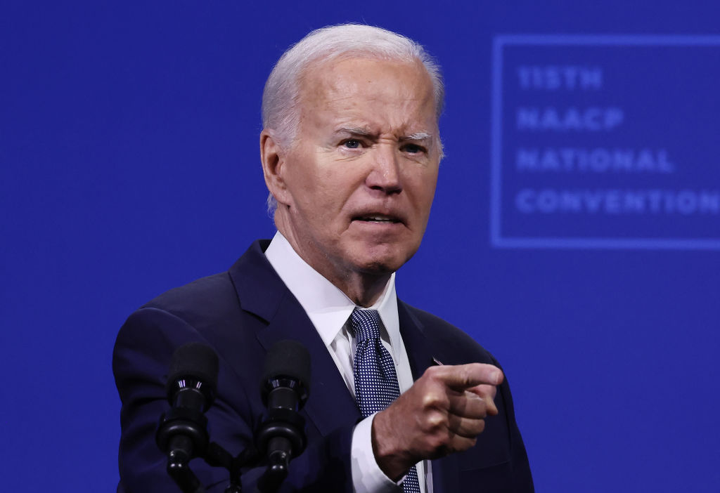 President Biden completes sixth dose of COVID-19 medicine, improving ‘steadily,’ doctor says [Video]
