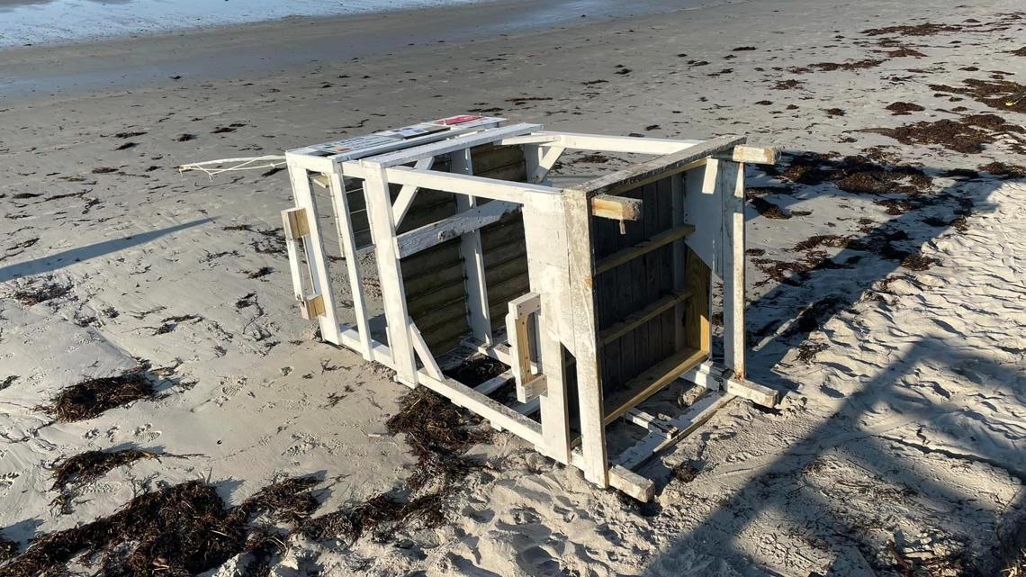 Lifeguard chairs damaged in Kennebunk vandalism incident [Video]