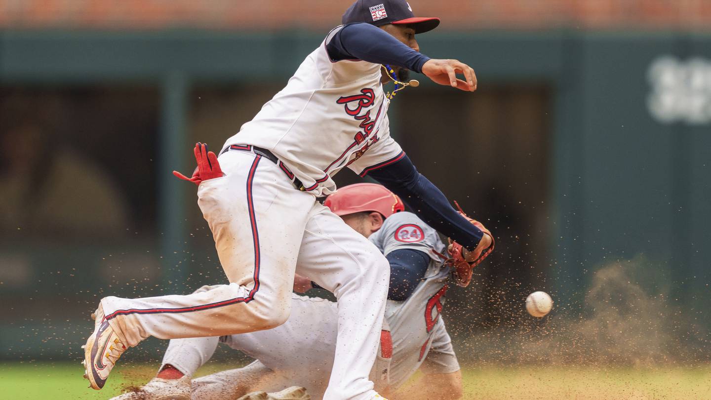 Braves 2B Ozzie Albies expected to miss about 8 weeks with broken wrist  Boston 25 News [Video]