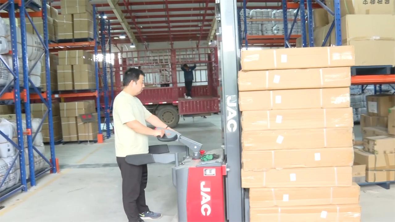 Central relief supplies arrive in flood-hit Shaanxi [Video]