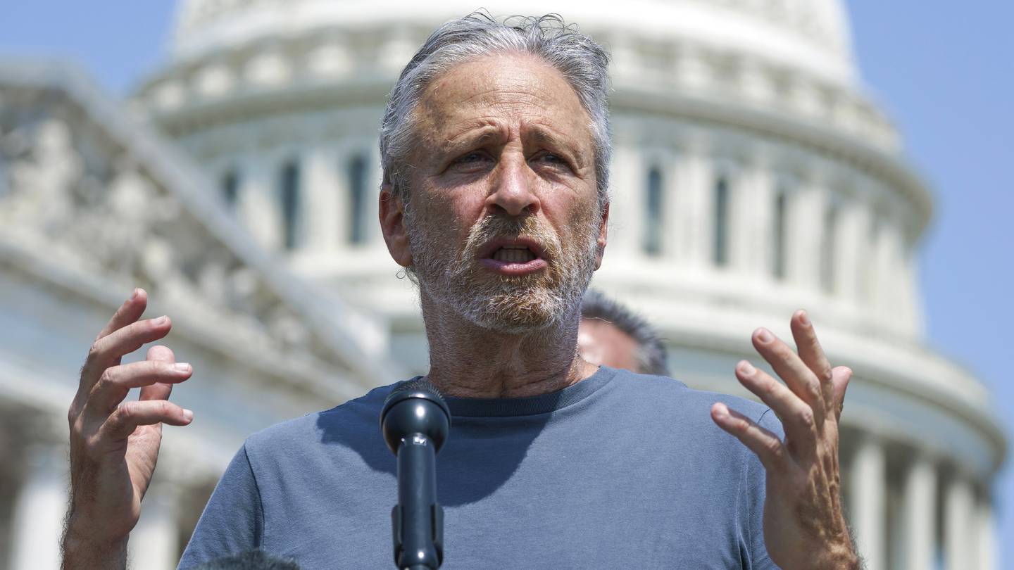 Jon Stewart pushes VA to help veterans sickened after post-9/11 exposure to uranium  WPXI [Video]