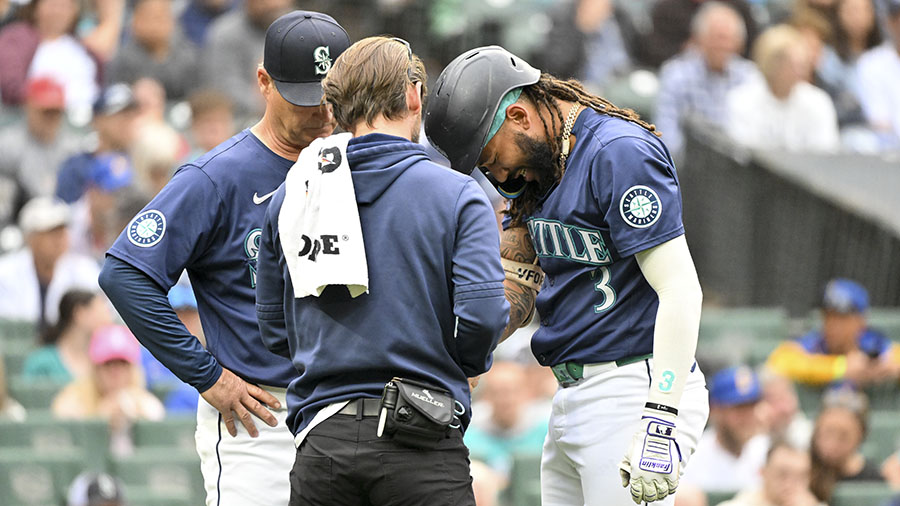 Seattle Mariners’ J.P. Crawford likely headed to IL with finger injury [Video]