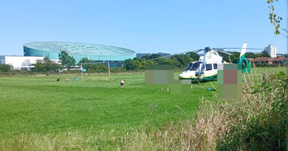 Patient taken to hospital after air ambulance called to ‘medical incident’ in Berwick Hills [Video]