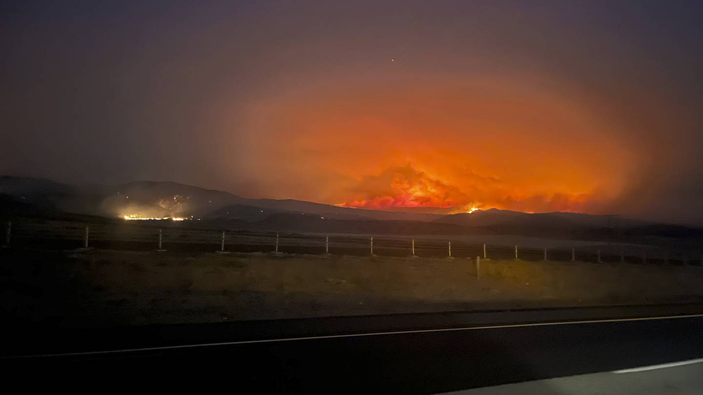 Wildfires threaten communities in the West as Oregon fire closes interstate, creates its own weather  WSOC TV [Video]