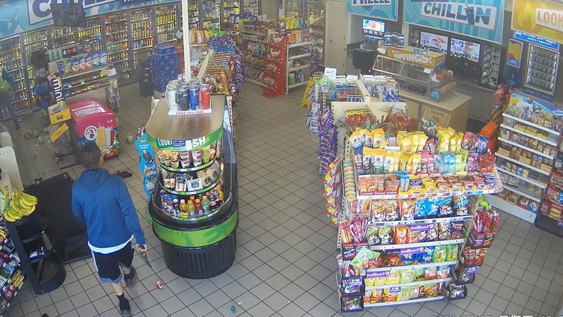 2 arrested after gas station shooting, assault in Salem [Video]