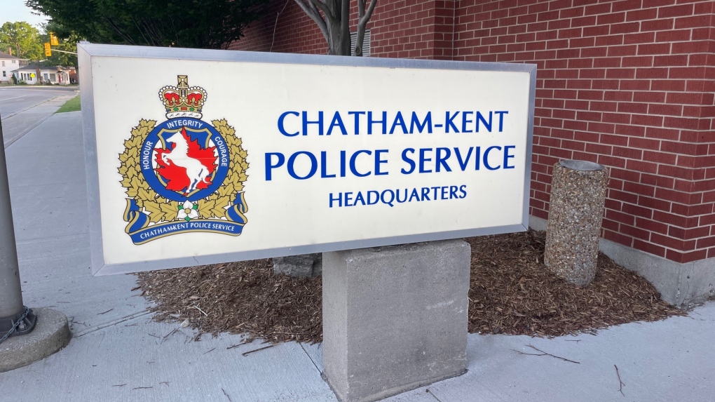 Motorcyclist injured after crash in Chatham-Kent [Video]